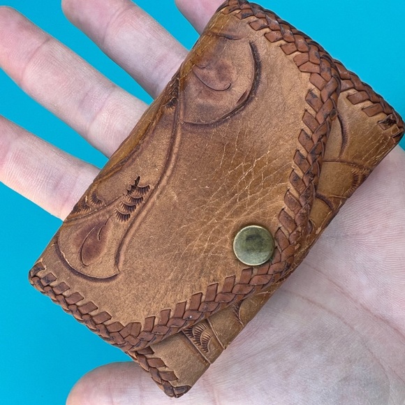 vintage Clifton’s hand tooled key wallet - Picture 12 of 15